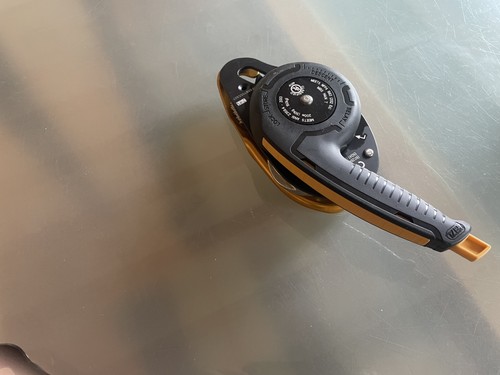 Petzl descender - petzl,
