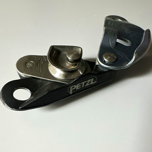 Petzl grigri belay device - petzl,