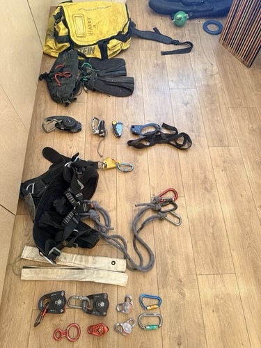 Rope access tree surgery - rope, access/tree