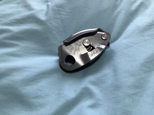 Petzl gri belay device - gri,