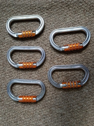 Petzl oval triact carabiner - ok,