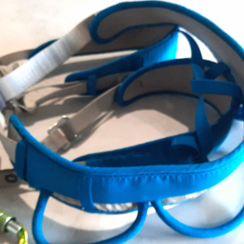 Petzl corax climbing harness - corax,