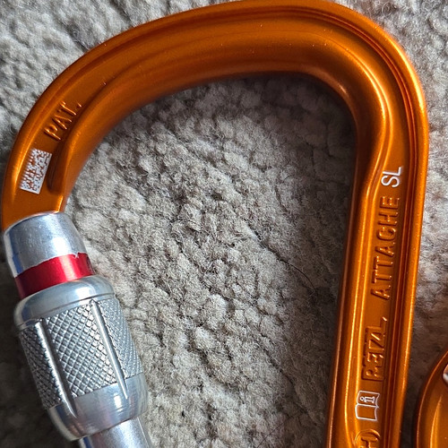 Petzl attache locking - petzl,